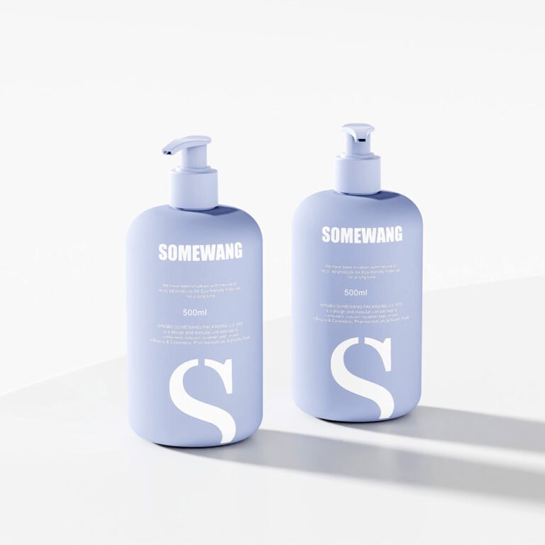 Two 500ml lotion bottles with pump dispensers from Somewang Packaging.