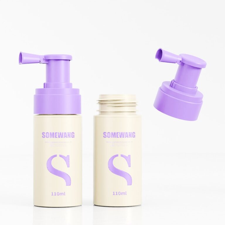 Portable 110ml PET spray bottles with purple nozzles for packaging.